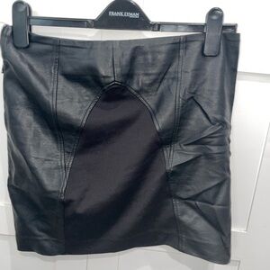 Frank Lyman Design Black Mini Skirt